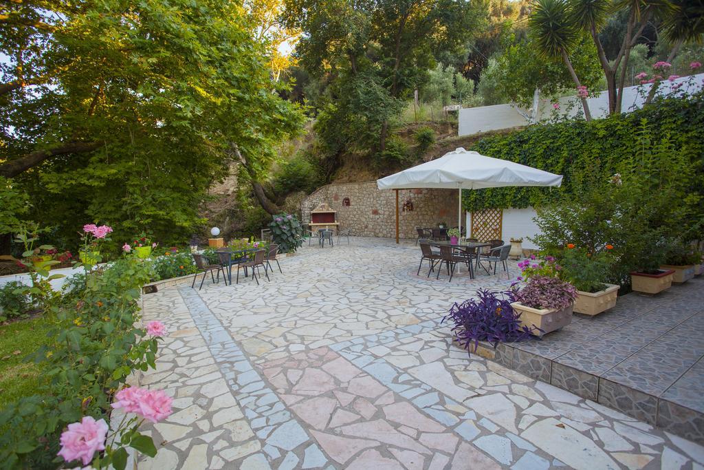 Dallas Valtos Studios